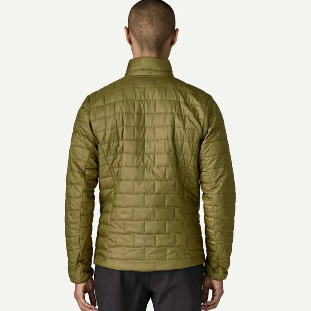 PATAGONIA Men's Nano Puff Jacket in Pond Green Sz S - NWOT!! - Picture 2 of 10